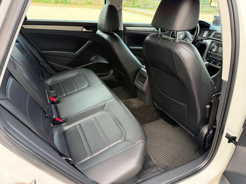 Volkswagen Passat      2015
