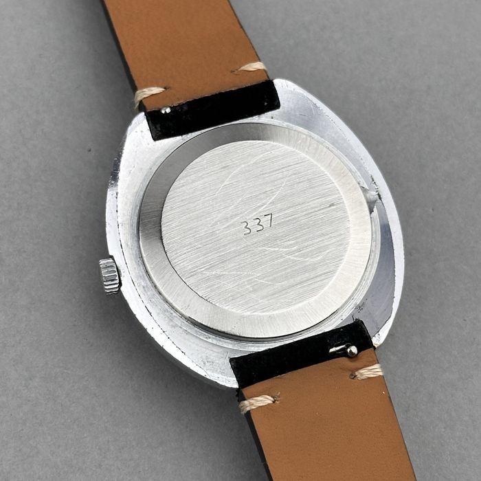 Zegarek vintage Raketa – Sand | jasna tarcza | czytelny | USSR