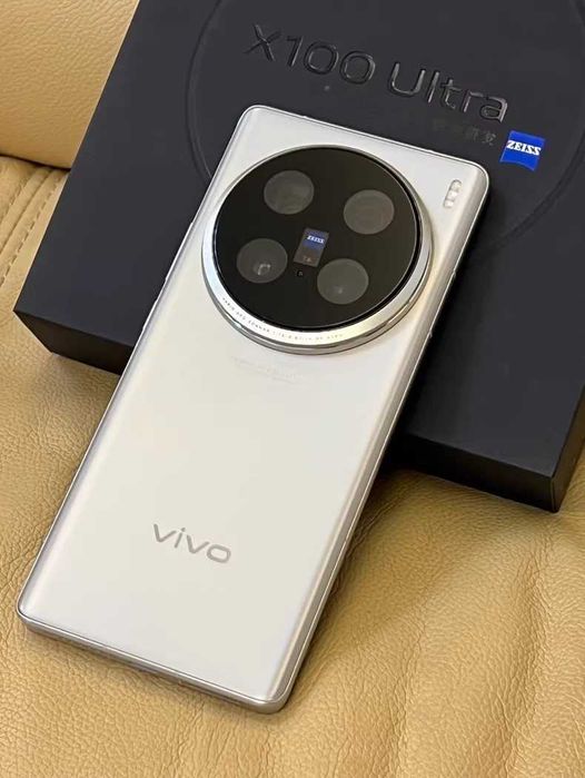Vivo X100 Ultra 12/256 идеал