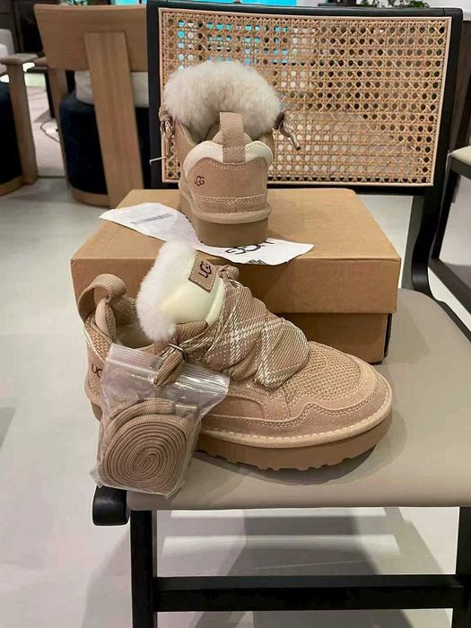 UGG Lowmel Sand R.39