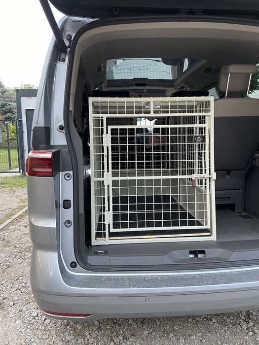 Wytrzymała klatka dla psa do samochodu SteelDog