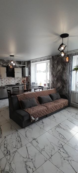Продам 3кімнатну квартиру.