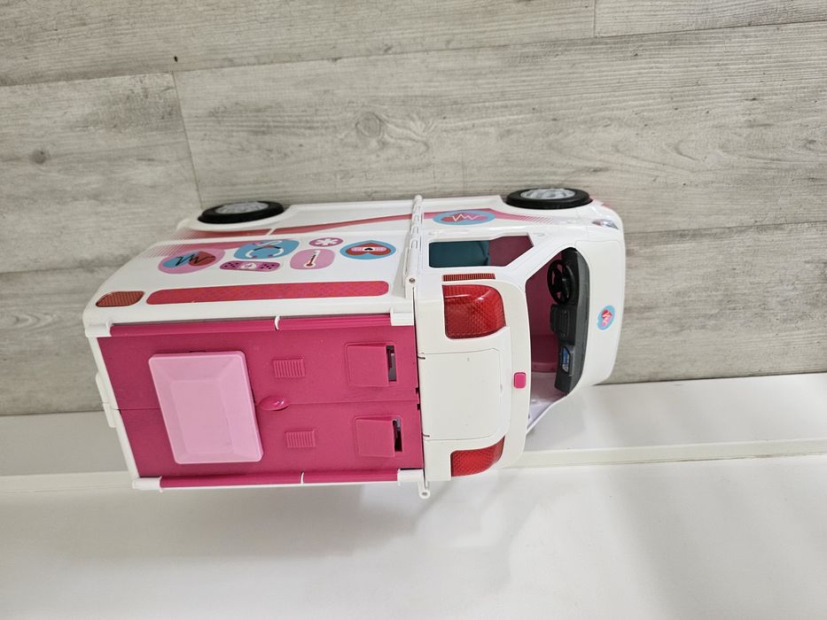 Karetka Barbie Stan dobry