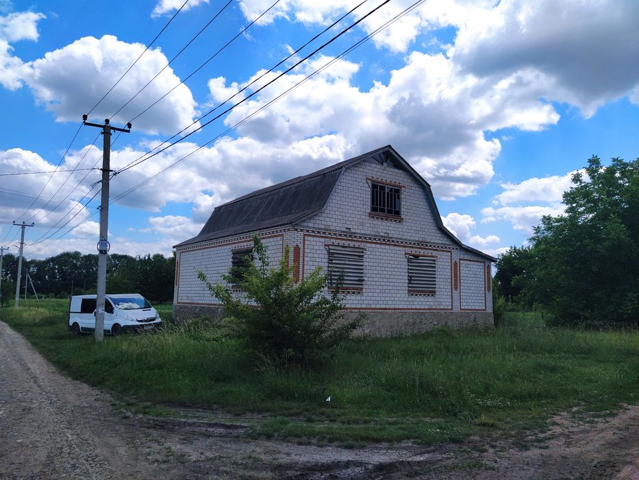 дом будинок недобудова