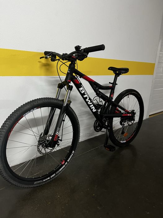 Bicicleta suspensão total rockrider 520s 27,5” Muito bom estado