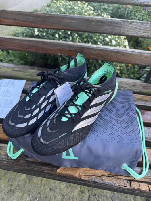 Футбольні бутси Adidas Predator