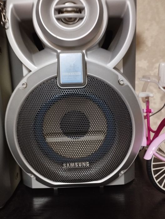 Продам музыкальный центр Samsung MAX-ZB450