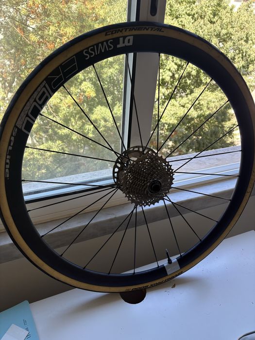 DT Swiss ER1600 SPLINE Disc – Excelente Estado