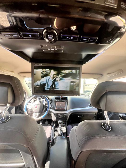 Fiat Freemont 2.0 MultiJet Urban 170cv (7 Lugares) – 2012 – Distribuição Mudada