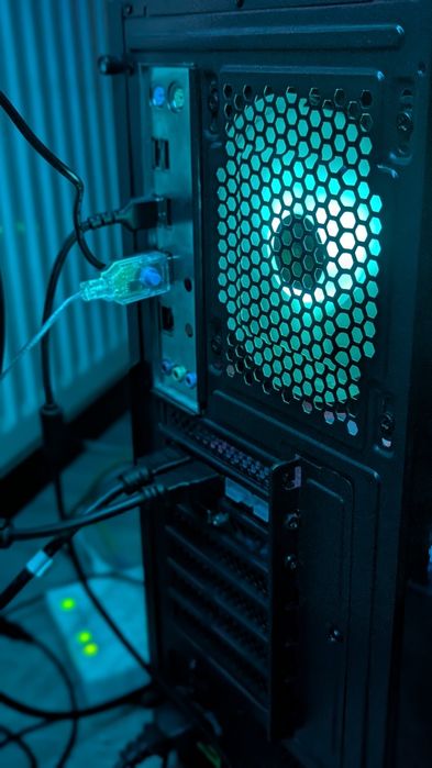 Ігровий комп'ютер rx580 8gb intel xeon e5 2670v3