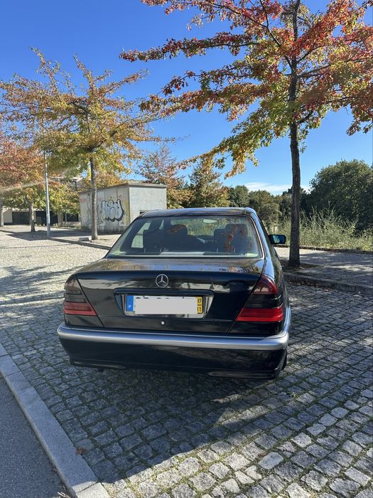 Mercedes-Benz c200 — photo 4