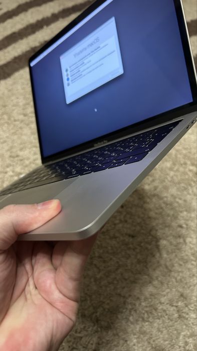 Apple Macbook Pro 2018 i5 16/512