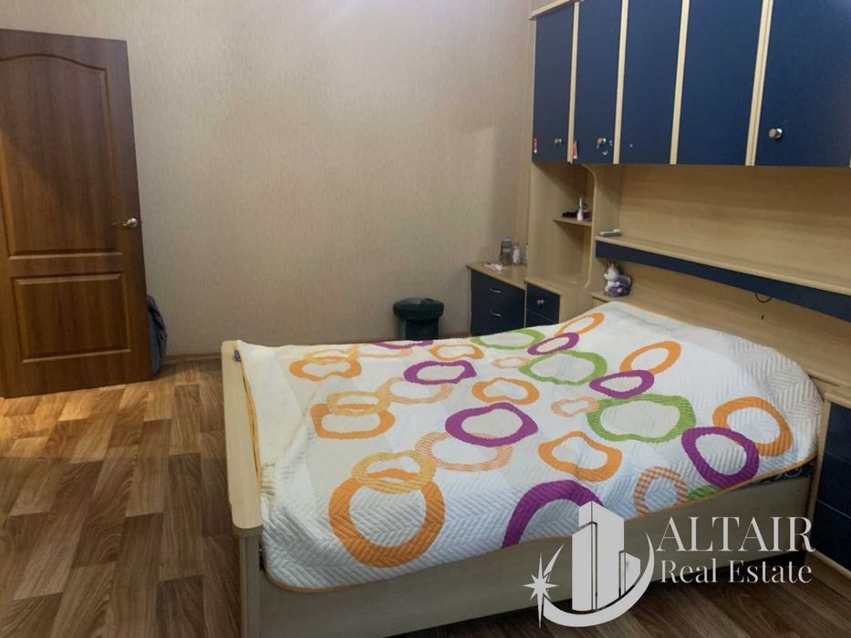 Продам 1 комнатную квартиру в центре,ул. Студенческая,м. Пушкинская VI