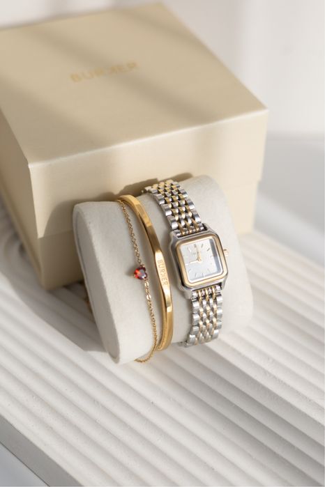 стильний годинник модель Macy Gold Silver burker