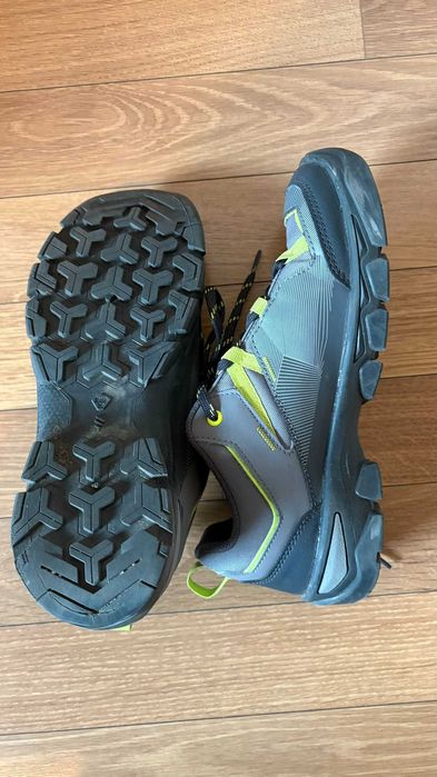 Buty dzieciece Quechua nowe roz 37