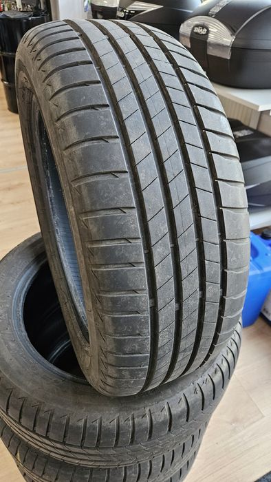 Komplet opon letnich Bridgestone Turanza 215/55/17  215/55R17