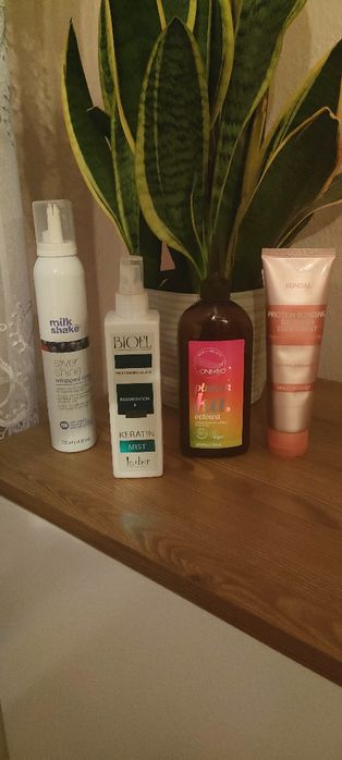 Zestaw kosmetyków do pielęgnacji włosów (maska, keratyna pianka)