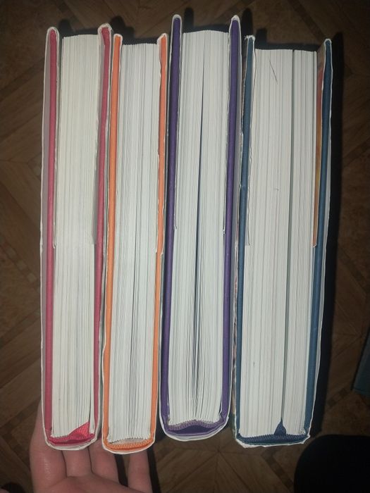 Комплект книг про Гаррі Поттера