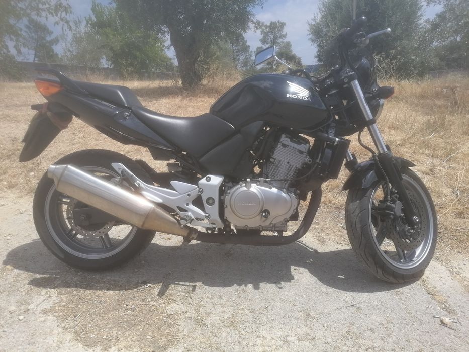 Honda CBF 500 como nova
