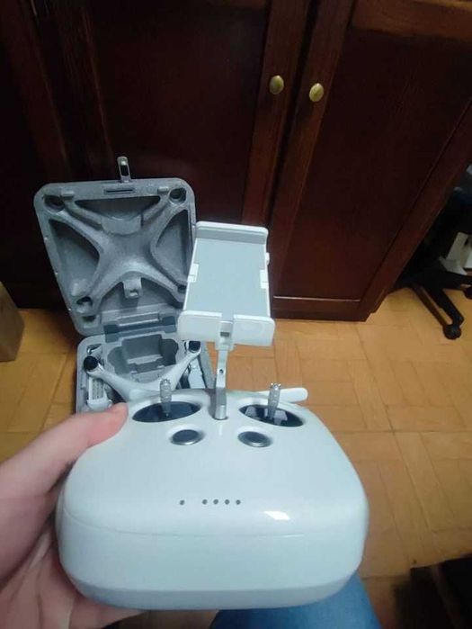 Vendo Drone Phanton 4 Pro V1 - como novo