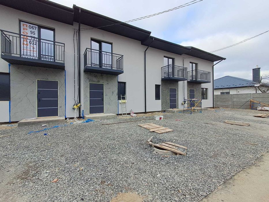 Продається туанхаус в Якушинцях