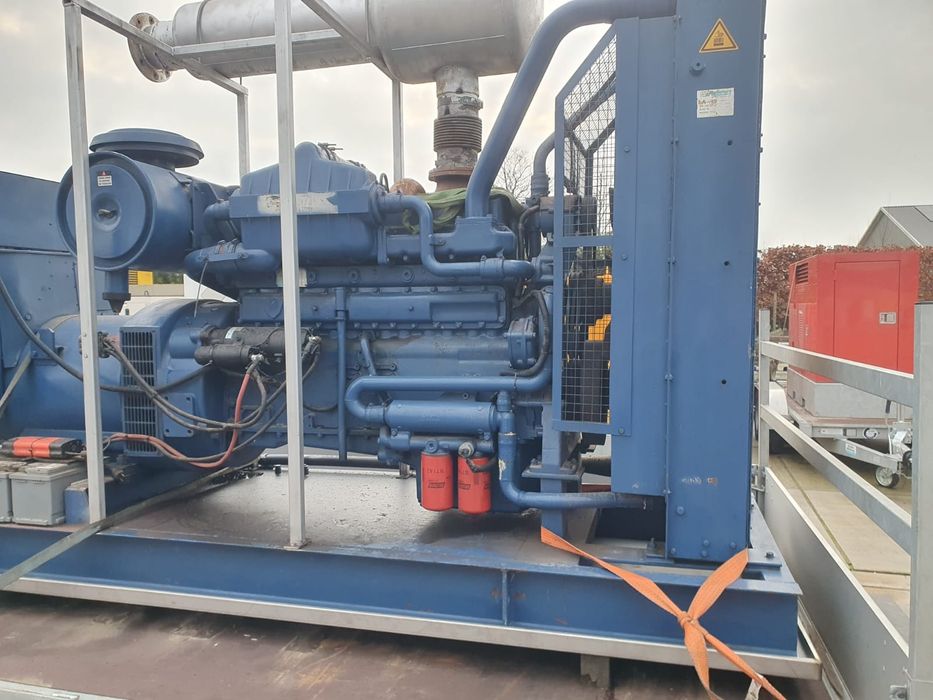 Uzywany agregat prądotwórczy  perkins 350 kva