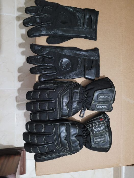 Casaco e 2 pares de luvas