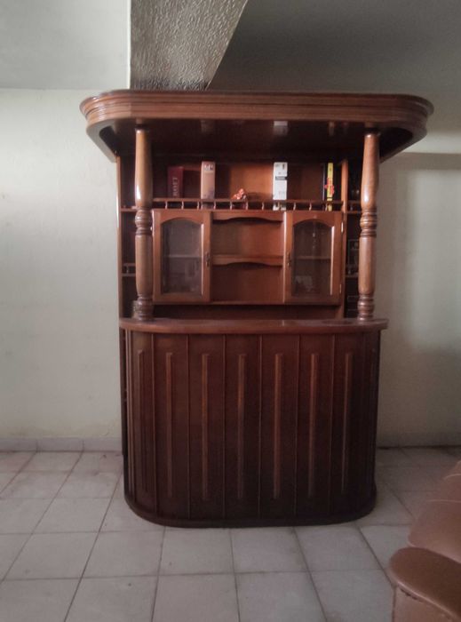 móvel BAR com 2 bancos