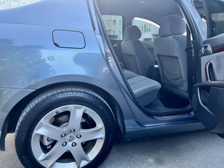 Продам Пежо 407. 2.0HDI АВТОМАТ