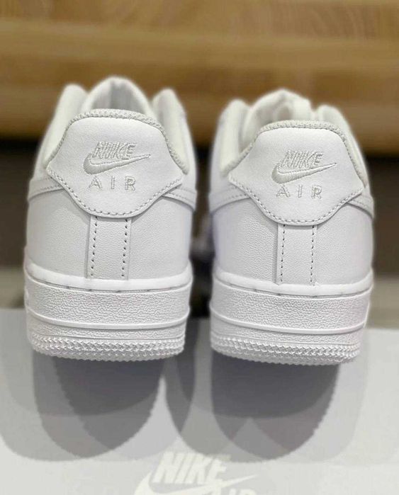 Nike Air Force 1 Low '07 White rozmiar Nowe Orginalne 38.5