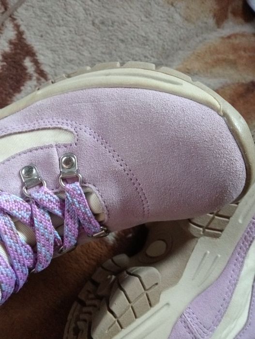 Buty trekkingowe bewear wiązane