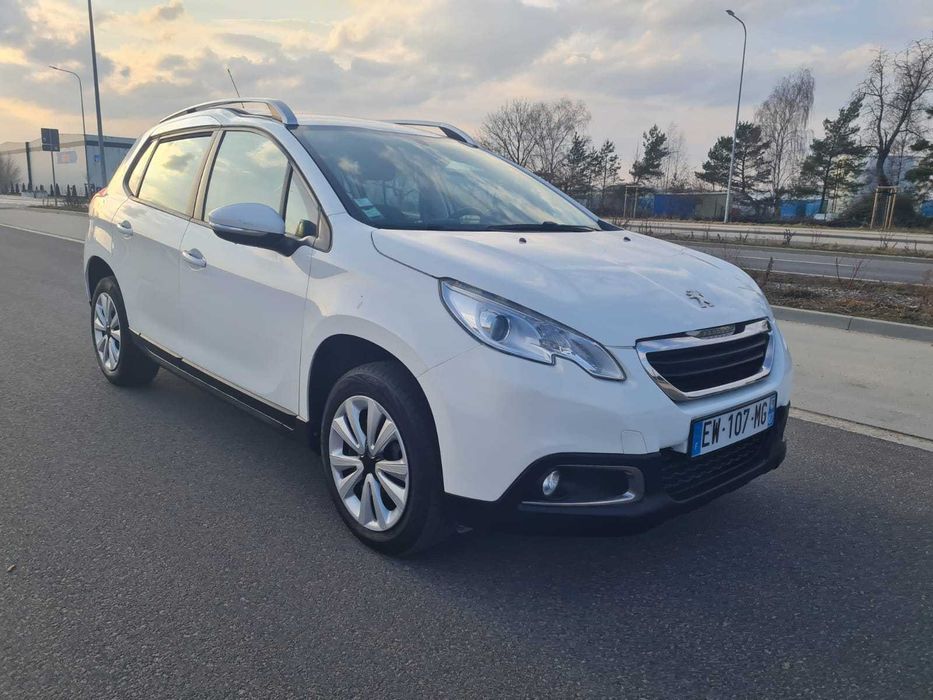 Peugeot 2008 1.6ehdi manual klima tempomat tablet