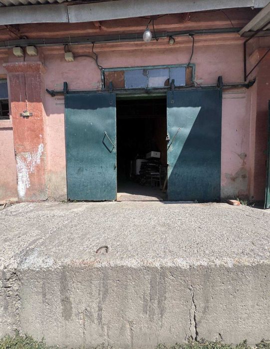 Оренда складу 50 м² у місті Вінниця, район Центрального ринку