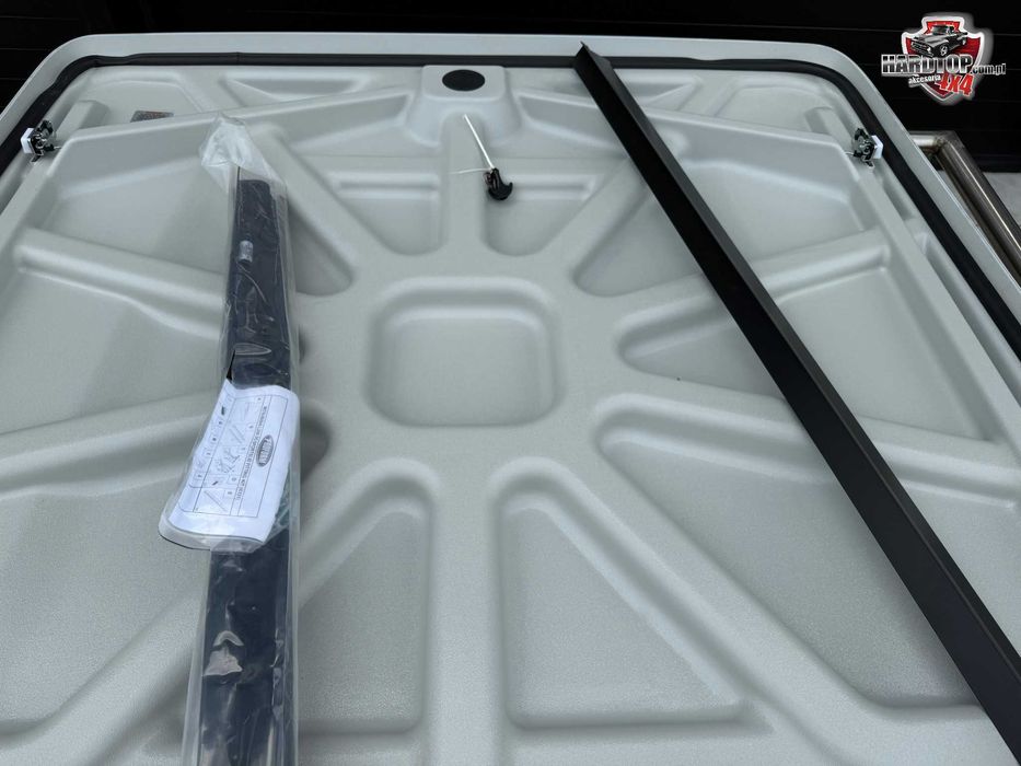 Zabudowa Mitsubishi Klapa pokrywa paki z tworzywa ABS Mitsubishi L200 09–15