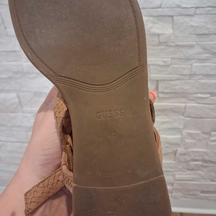 Guess 40 japonki sandaly