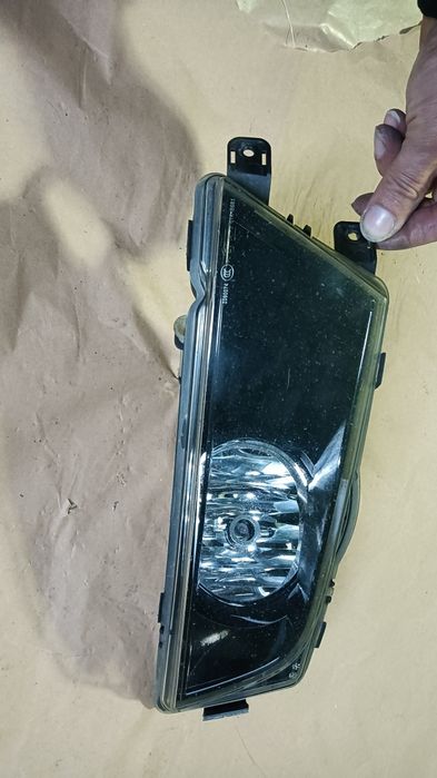 Farol neblina nevoeiro Skoda Octavia 3 de 2015