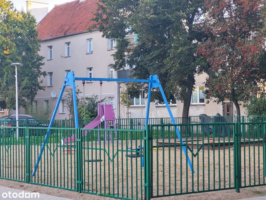 Przestronne mieszkanie w centrum z balkonem i piwnicą