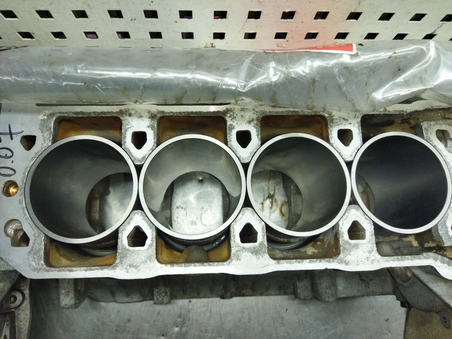 Ремонт двигателя MG 550/6 Уход антифриза.