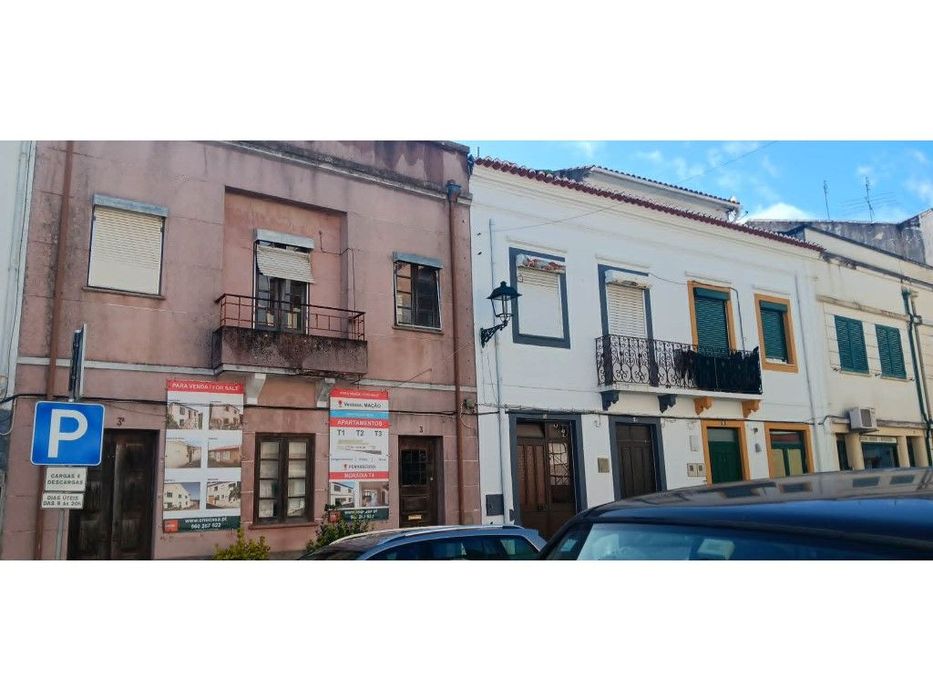 Prédio Urbano em Ruína com Projeto Aprovado para 3 Apartamentos | C...