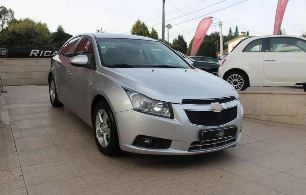 Chevrolet Cruze 1.6 LT