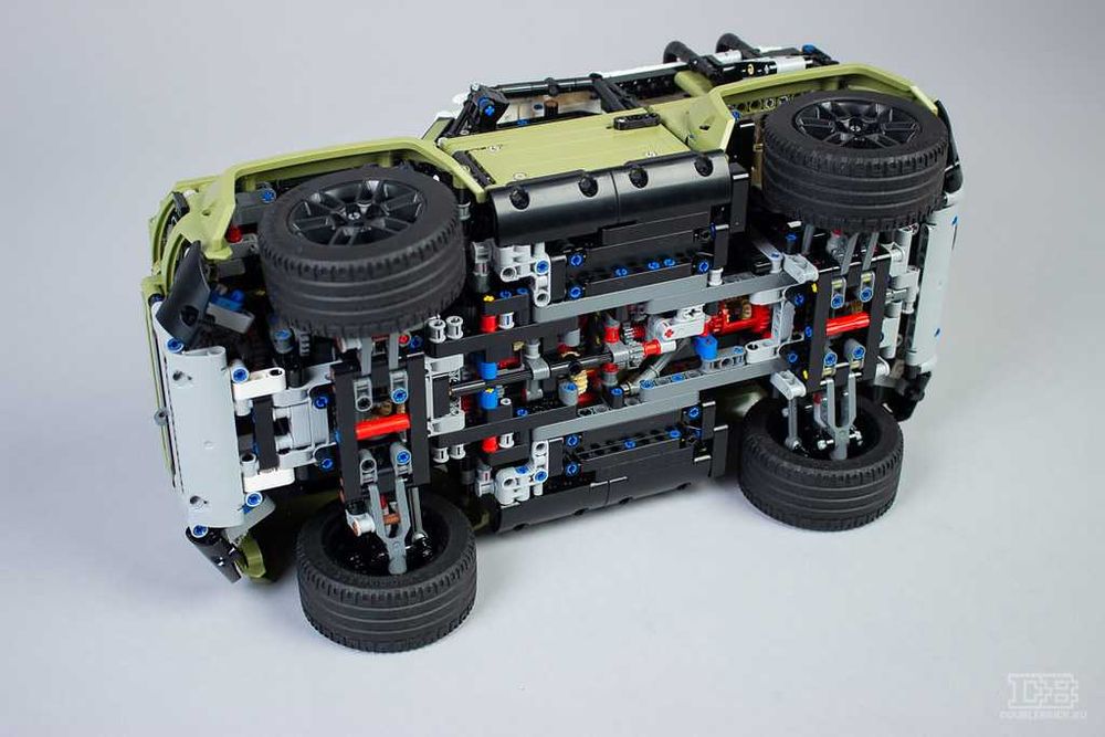 ‼️2573 деталі‼️Конструктор Lego - Land Rover Defender 4x4 (42110)