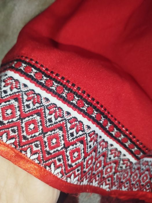 Костюм вышивка  на девочку