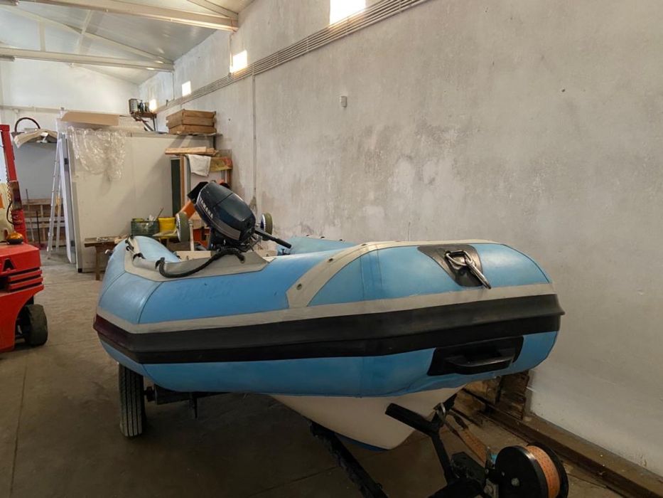 Barco semi-rigido motor 25cv