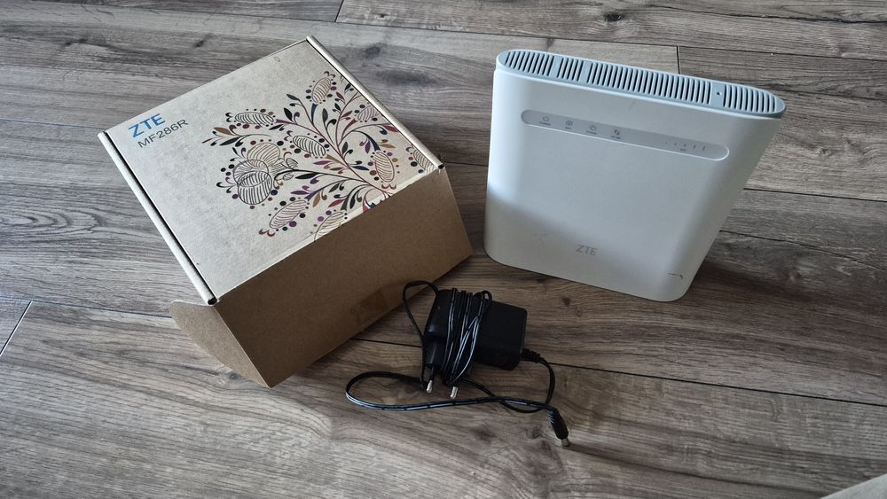 ZTE MF286R Router z usb i SIM