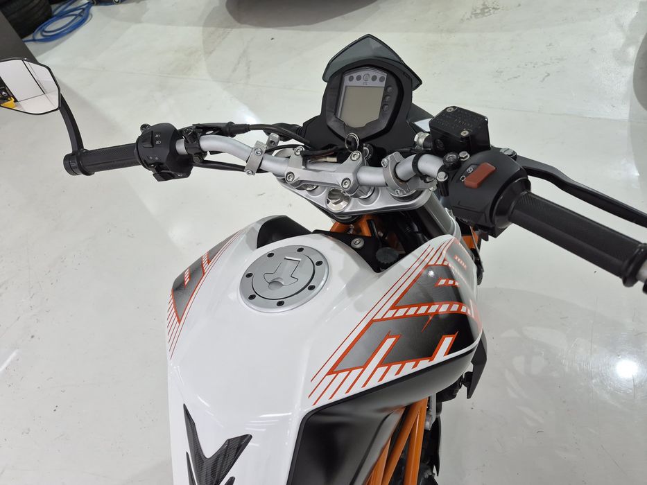 KTM Duke 390 ABS FV