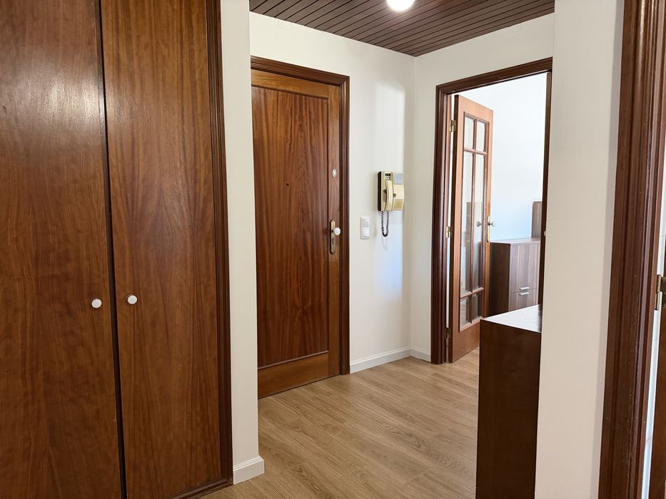 Apartamento T2  V. N. Famalicão