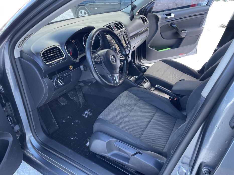 Фольцваген гольф 6 2012 рік