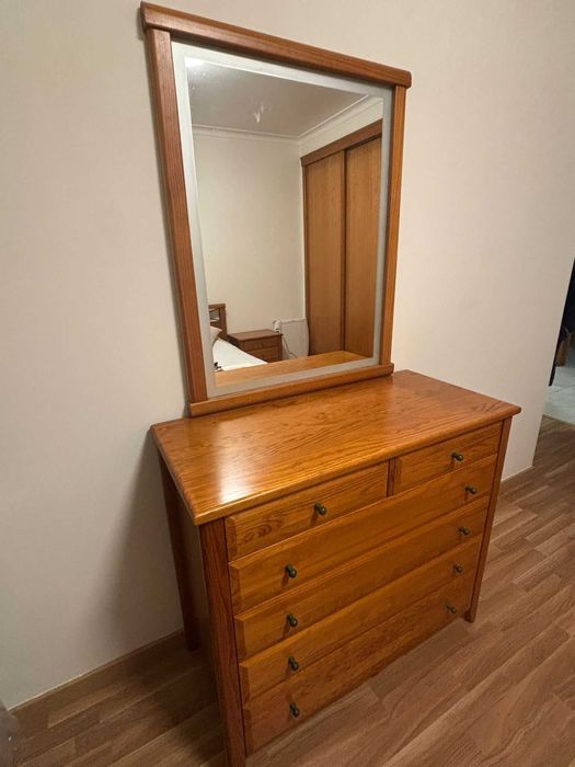 Quarto Casal completo em madeira maciça