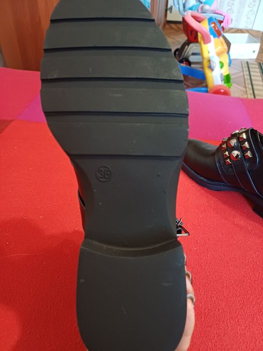 Черевики 36 розмір