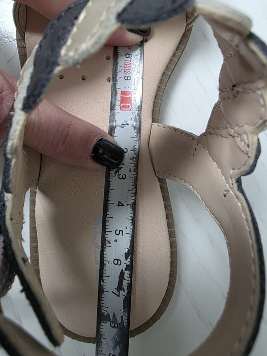Nowe sandały dziewczęce geox 29